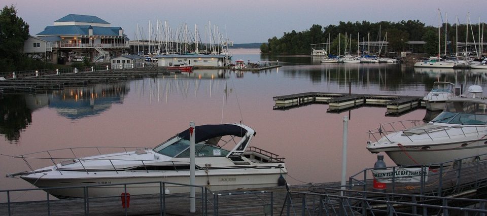 Tips to Clean Your Boat Dock